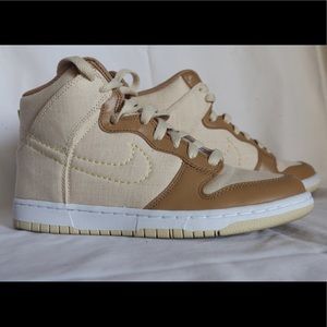 Wmns Nike Dunk High Skinny
